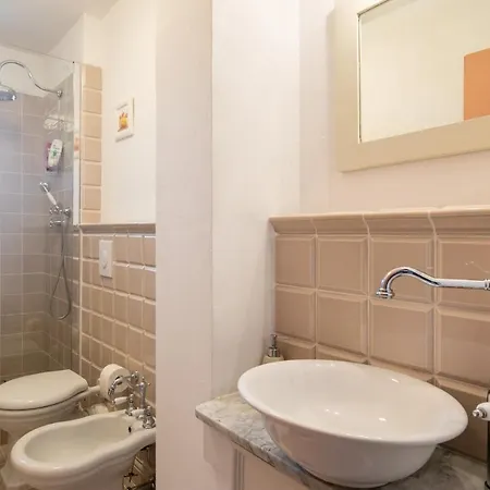 Rose By Vacavilla Villa Cecina (Pistoia)